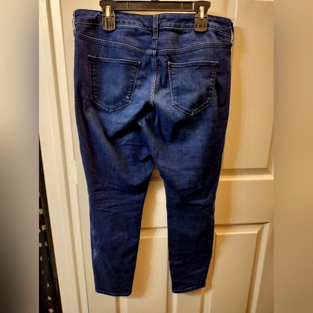 Cute jeans!